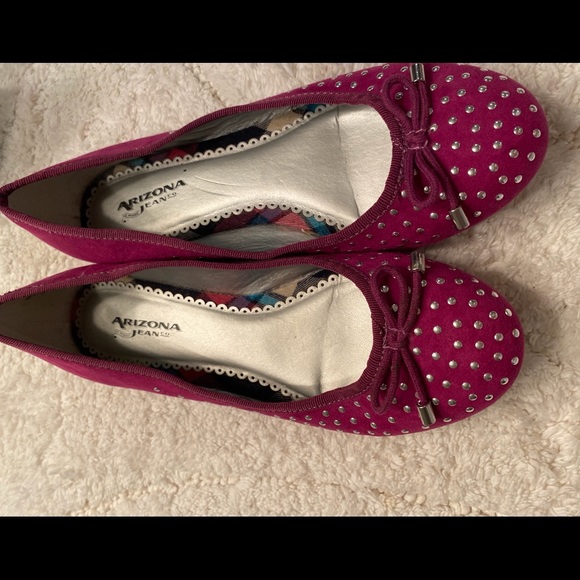 Arizona Jean Flats - Picture 3 of 9